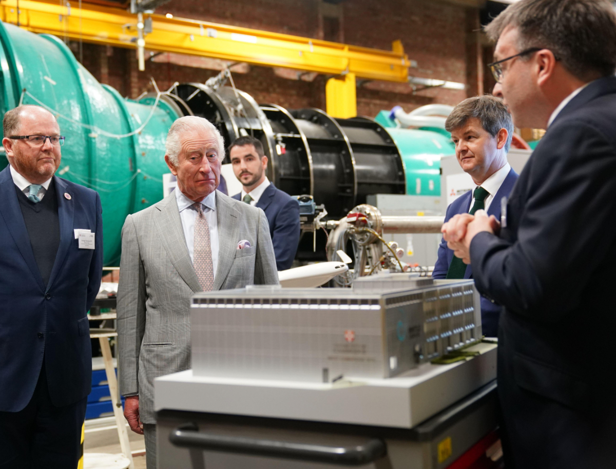 King breaks ground for new Cambridge laboratory focused on net-zero aviation