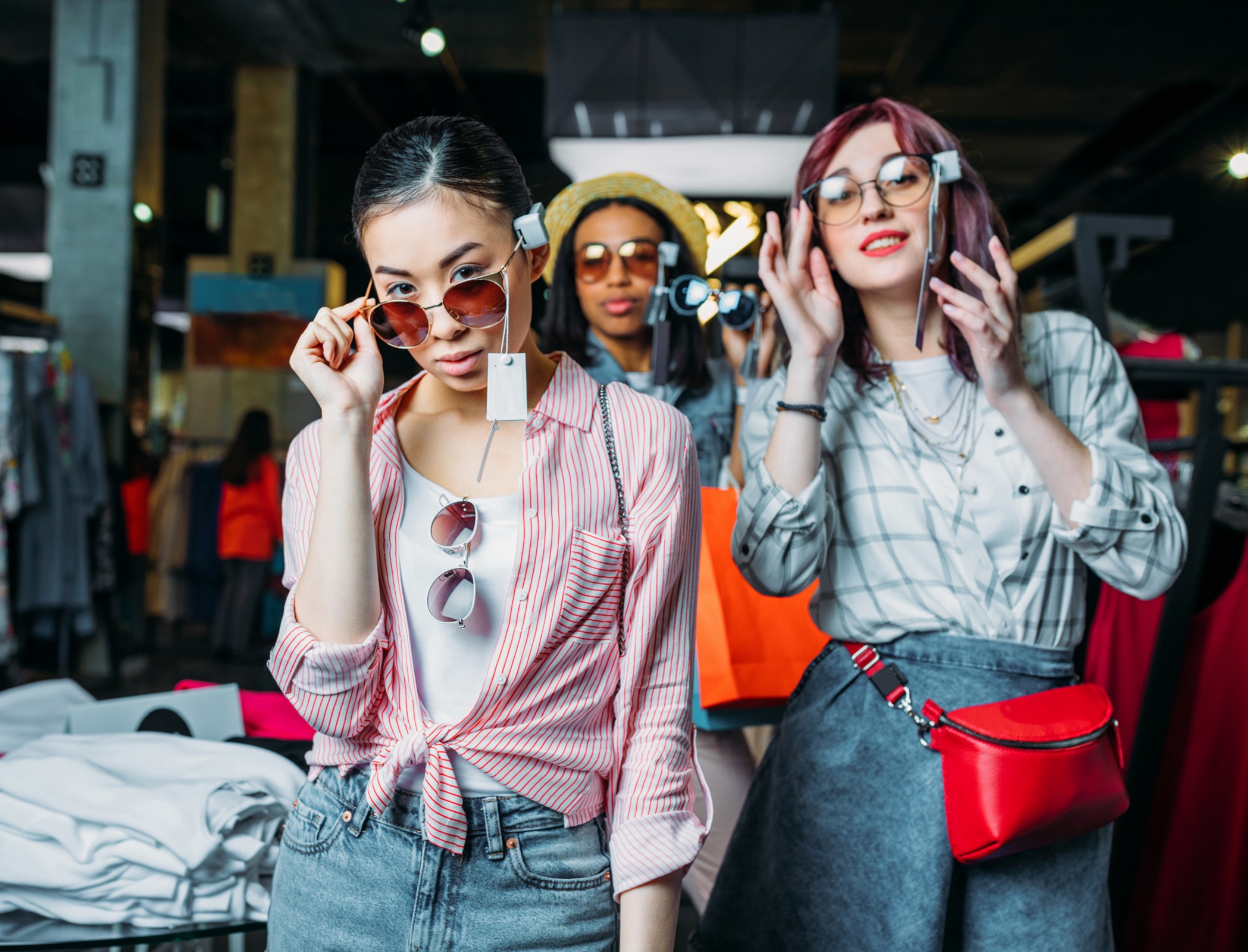 High-street retailers paying 755 per cent more in rates than online rivals