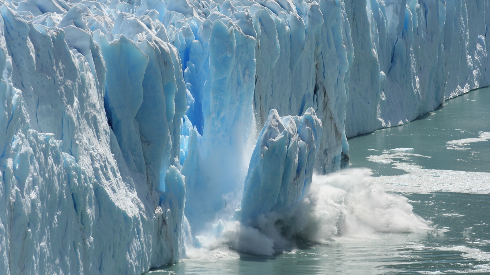 Polar ice sheets may collapse even if 1.5°C target is met, scientists warn