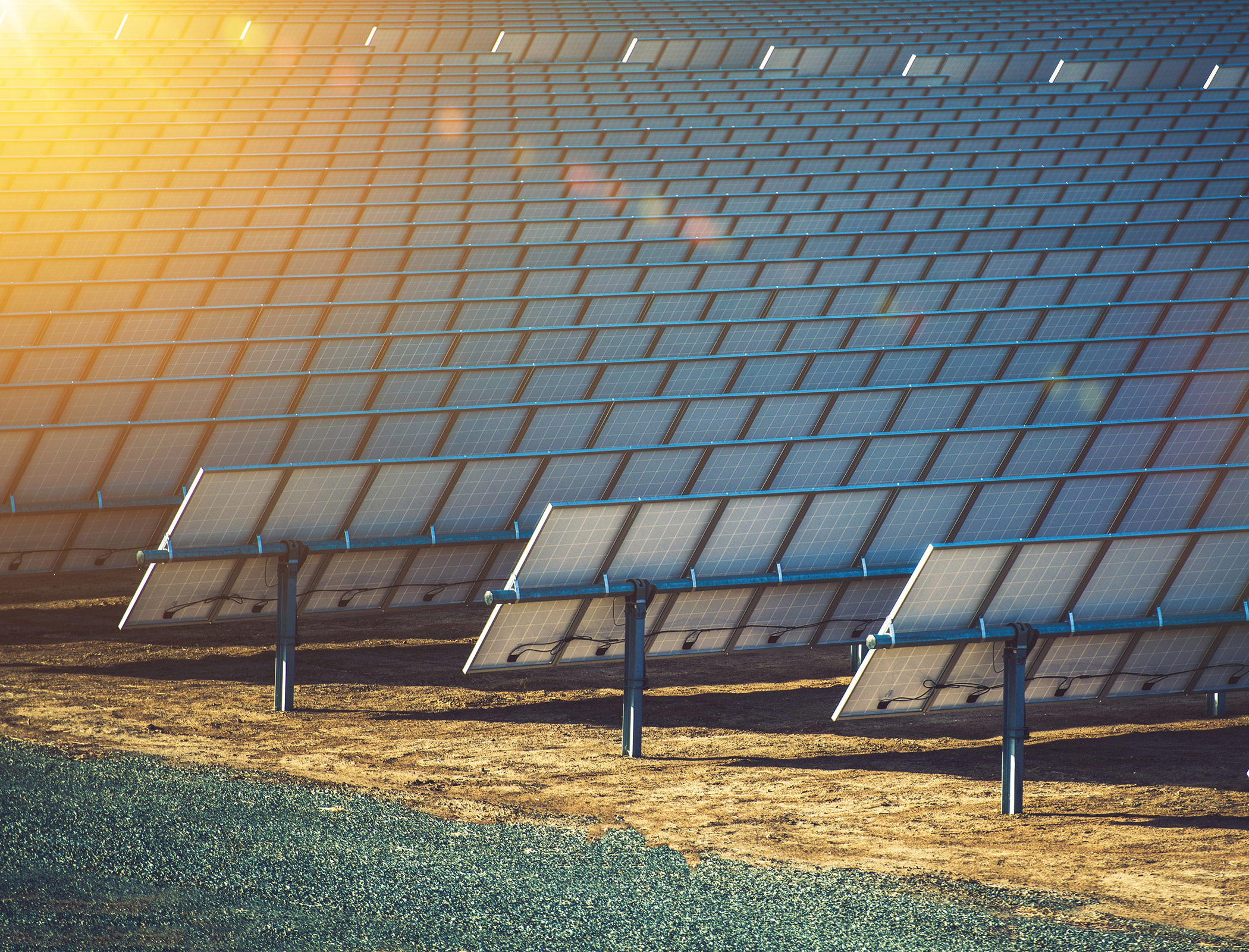 Banks’ finance for clean energy still lags behind fossil fuels, report says