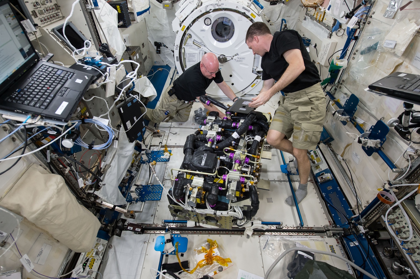 Designing Next-Generation Carbon Dioxide Removal Technology for Better Life in Space