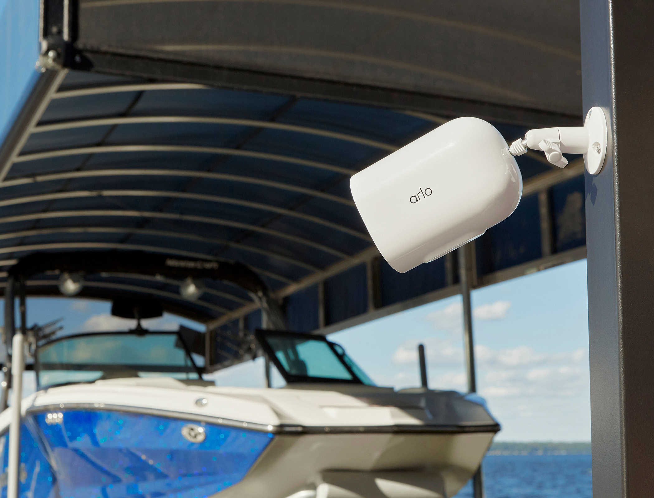 Hands-on gadget review: Arlo Go 2 security camera