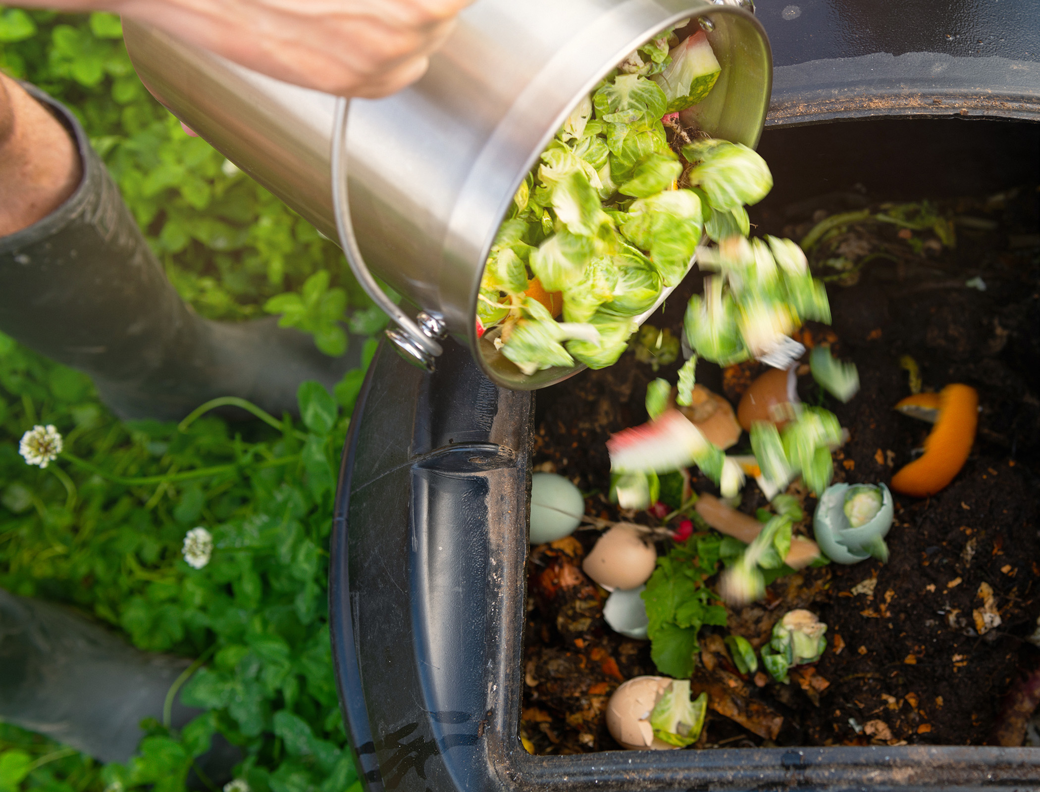 Smart compost bin in development to automatically track food waste