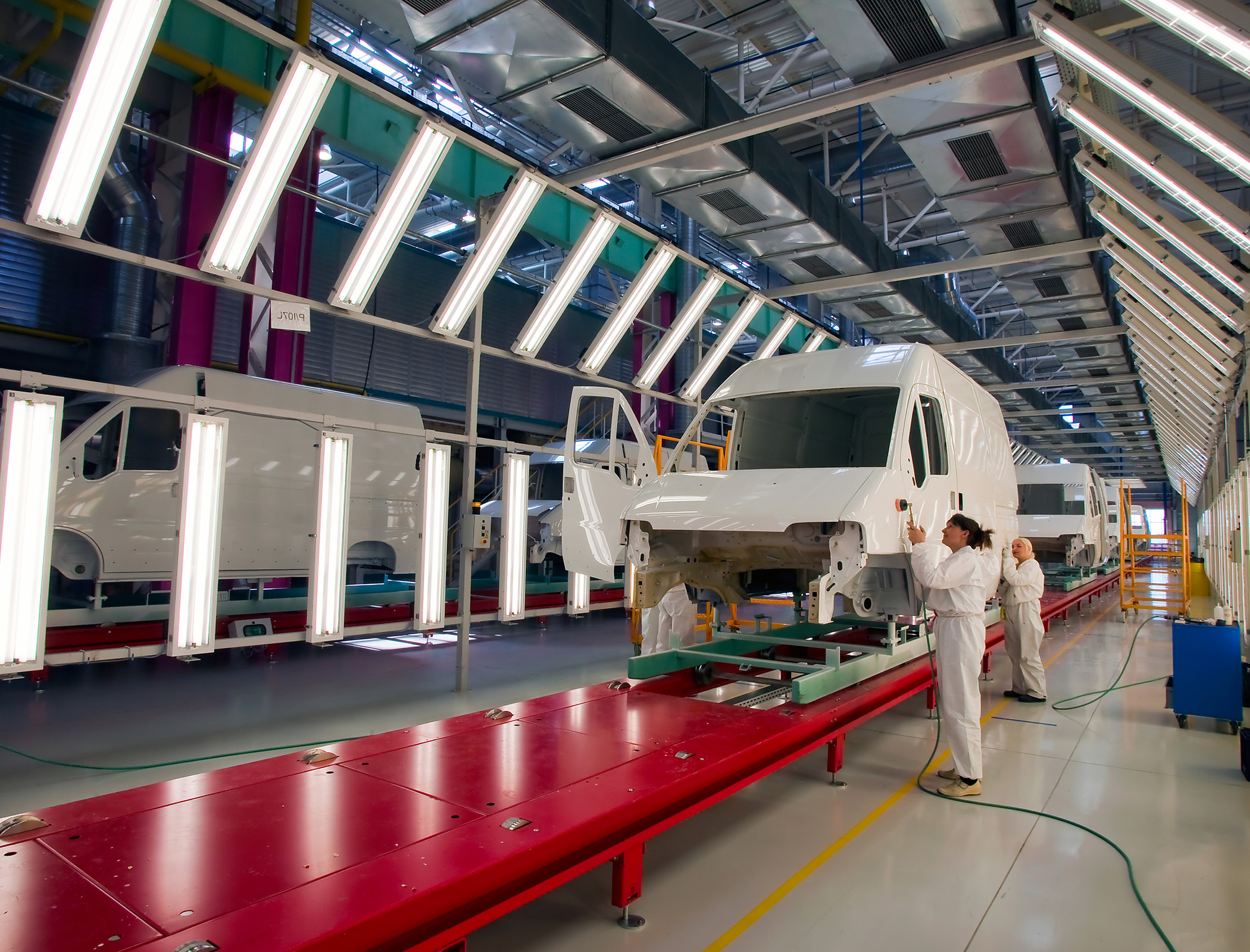 Ford announces 3,800 job cuts including major UK losses