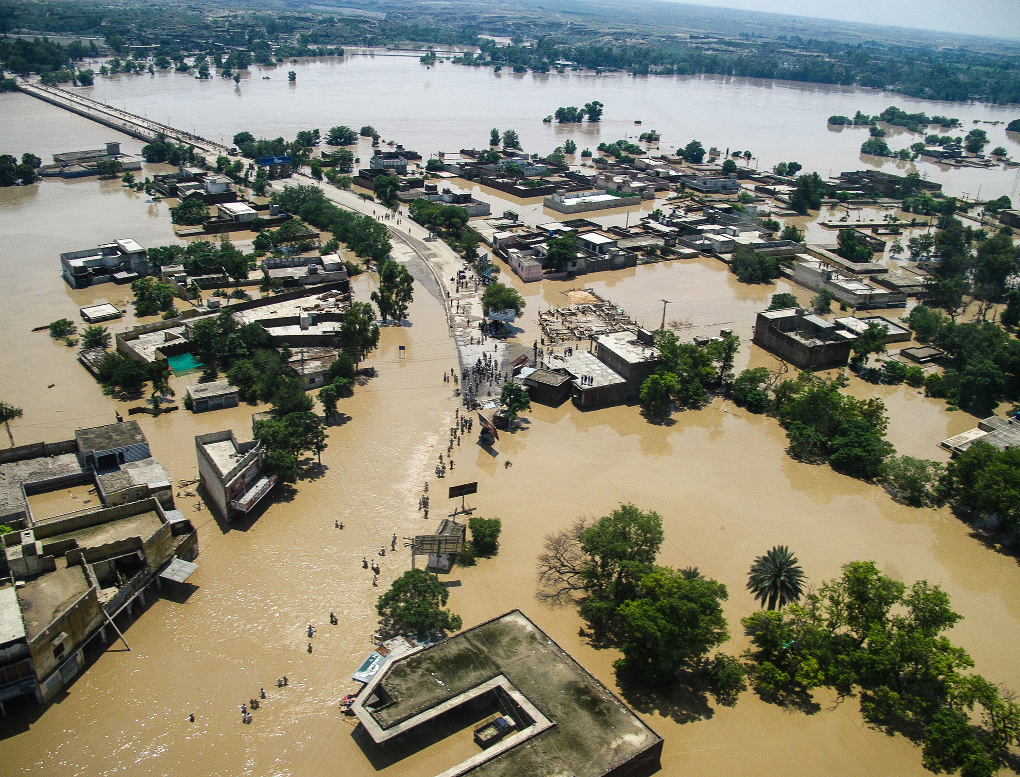 Rising sea levels put 200,000 English homes at risk