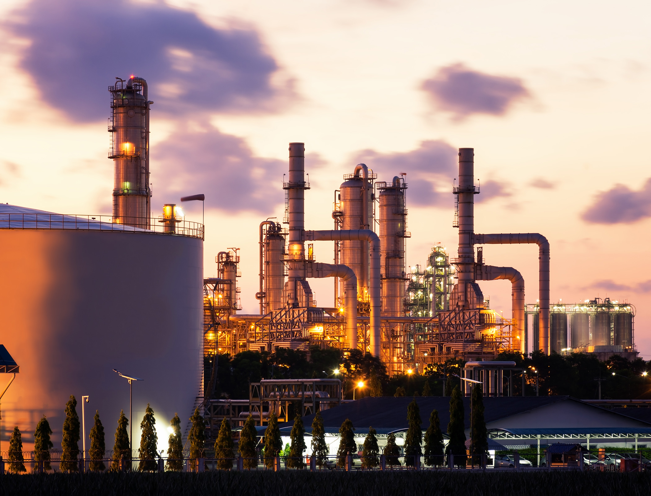 Rising oil refiner margins blamed for soaring fuel costs, Competition Authority finds