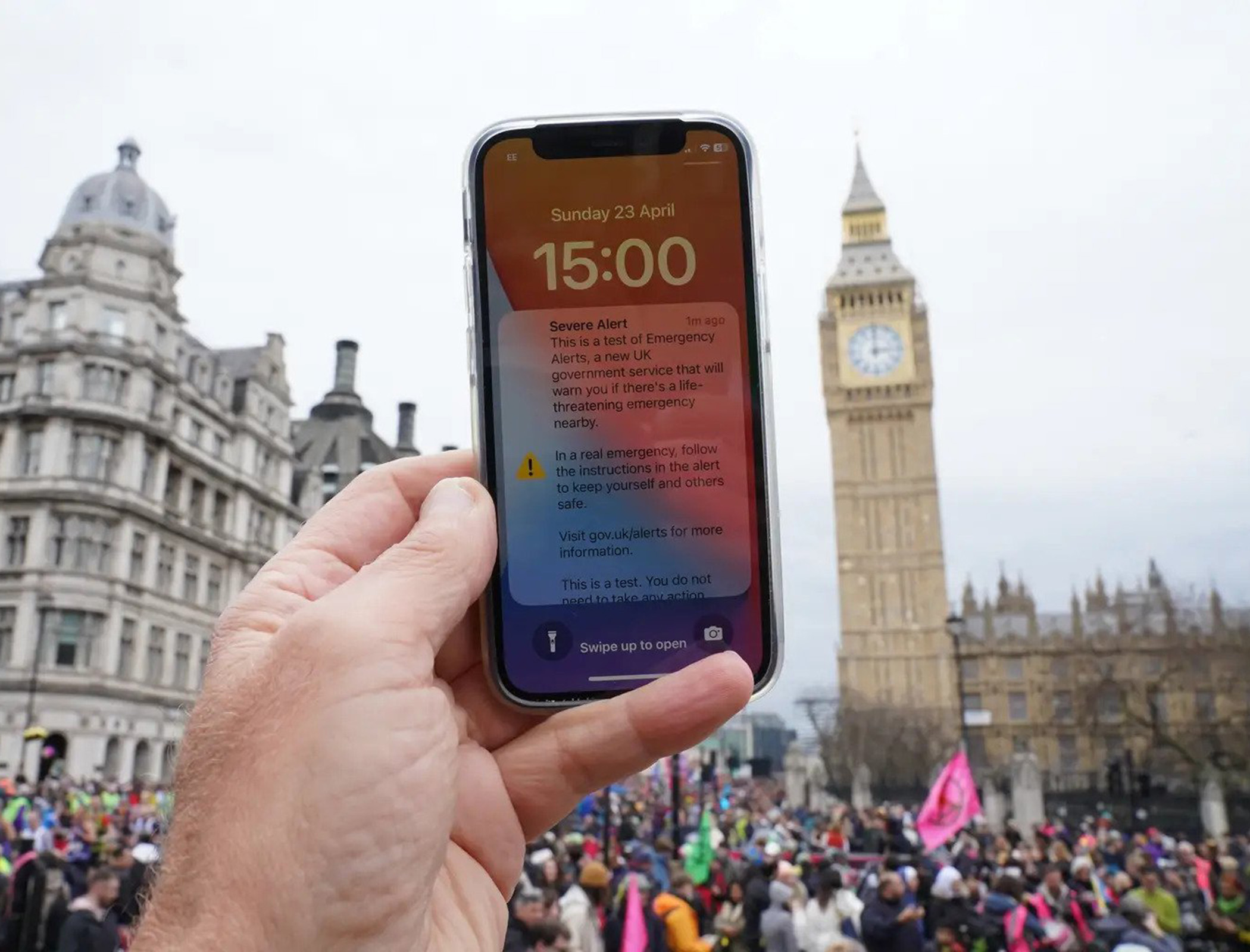 Review to investigate why some phones did not receive emergency alert
