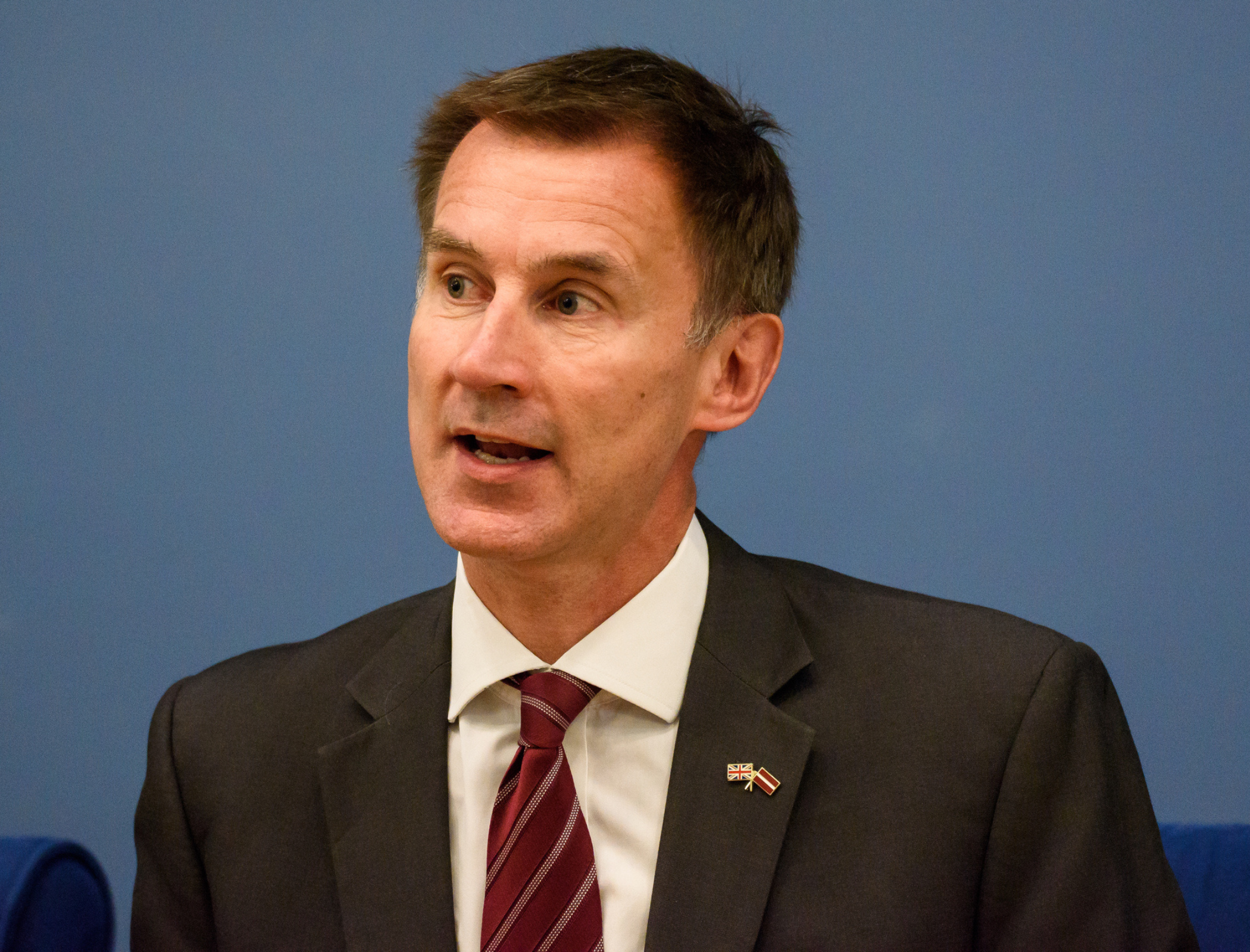 UK will avoid a ‘technical recession’ in 2023, chancellor says