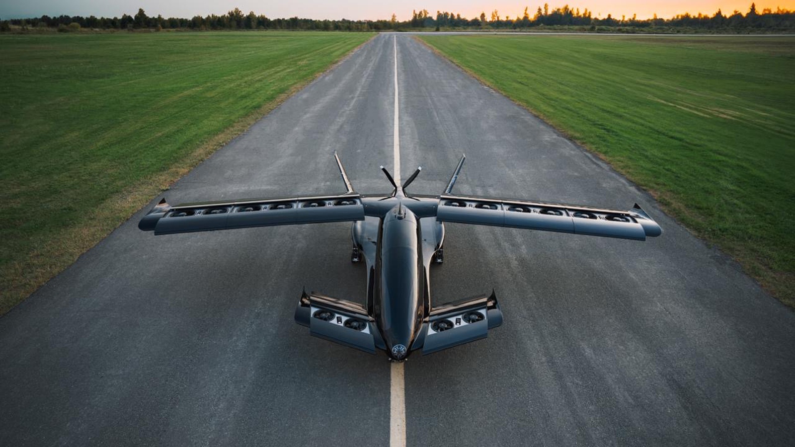 Hybrid eVTOL makes ‘world first’ fan-in-wing mid-air transition from vertical to winged flight
