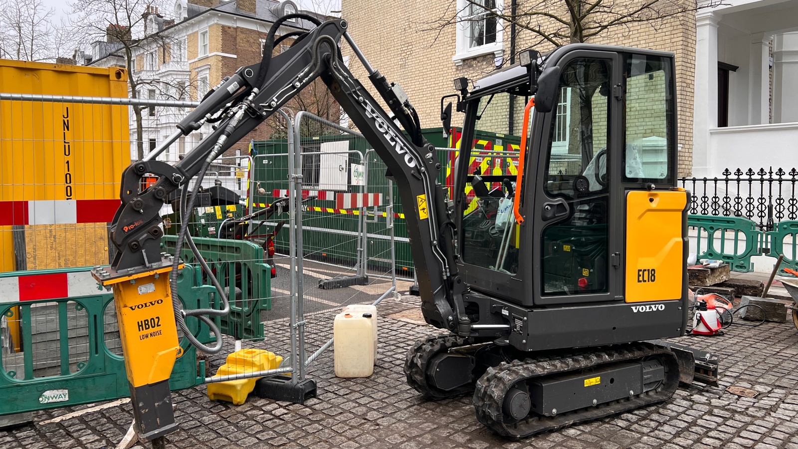 TfL trials electric construction vehicles to cut carbon emissions