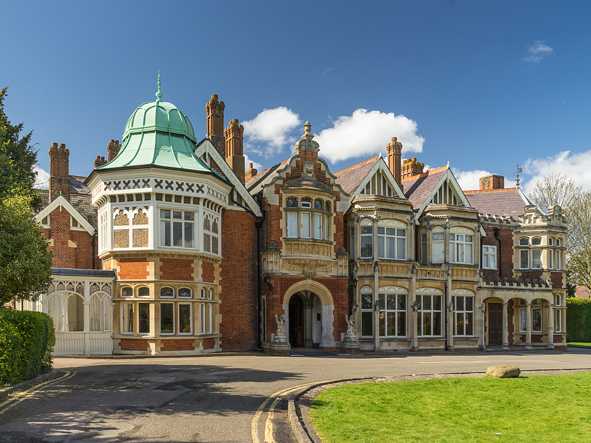 Countries sign ‘world first’ AI declaration at Bletchley Park summit