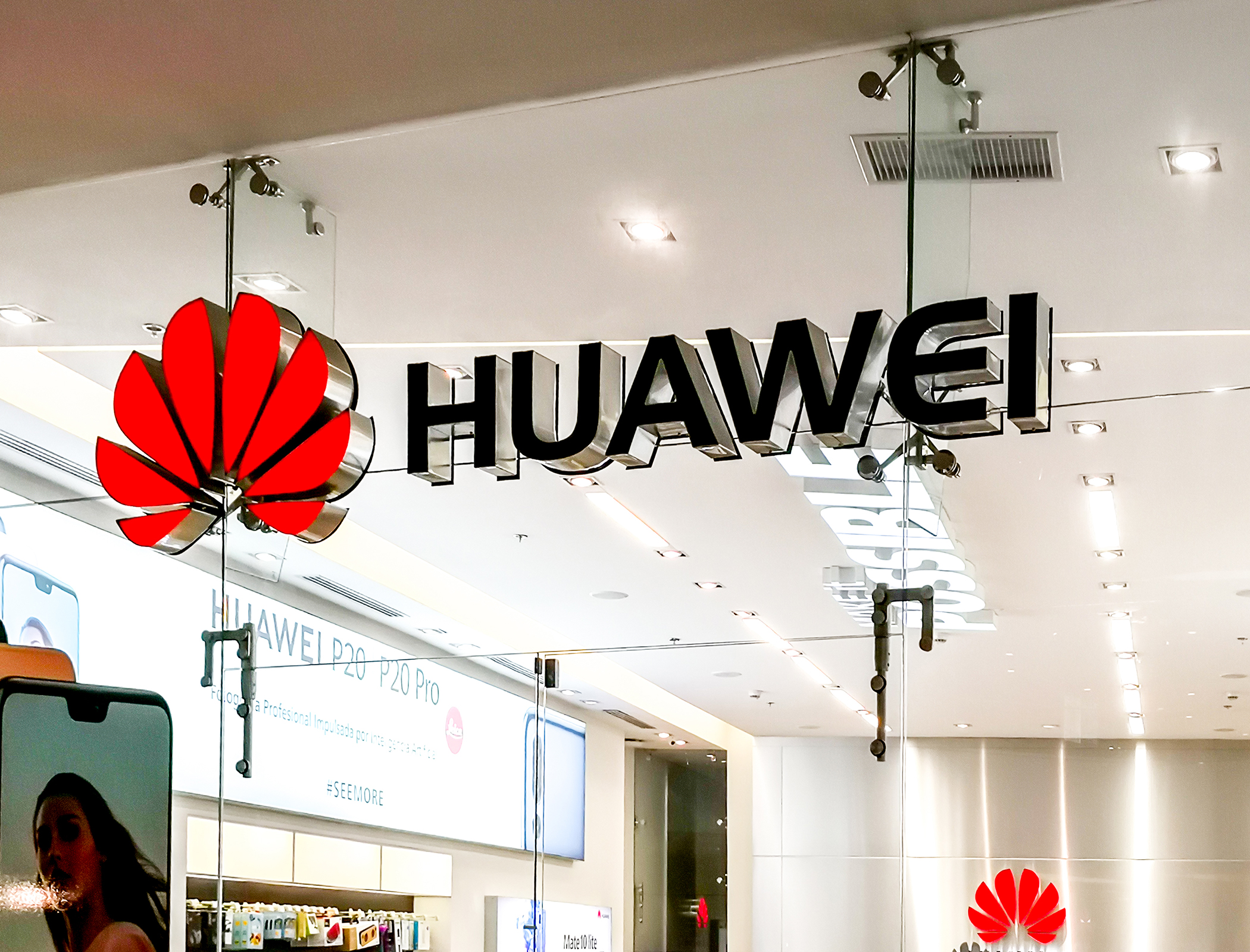 New Huawei smartphone includes advanced China-made chip, surprising analysts