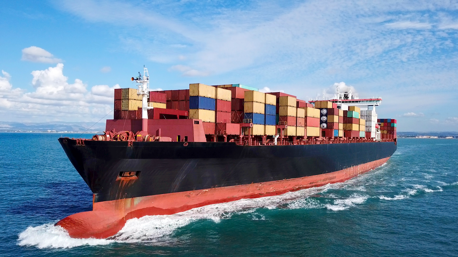 New report calls for urgent action as shipping industry falls behind climate goals by 17%