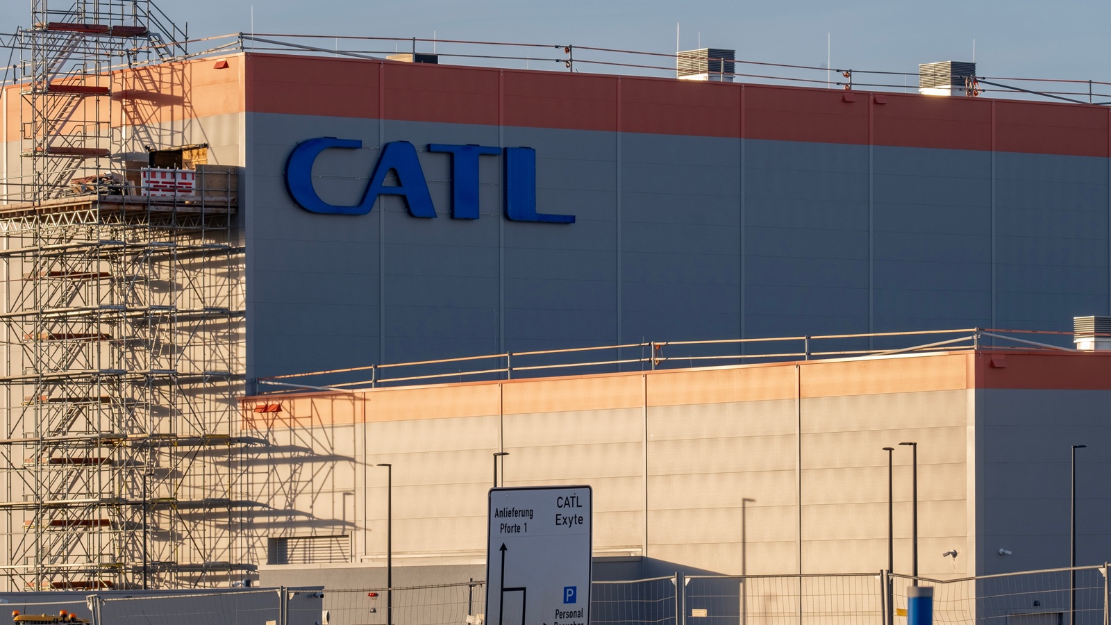 CATL unveils ultra-fast EV battery with 2.5km range boost per second of charge