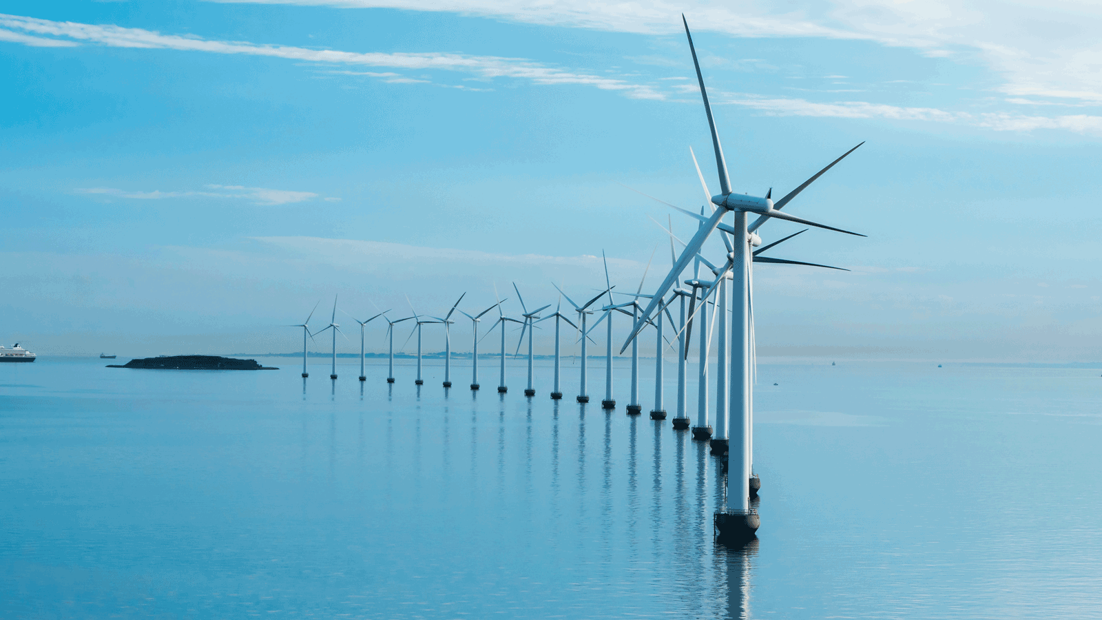 Offshore wind industry unveils plan to triple manufacturing over the next decade