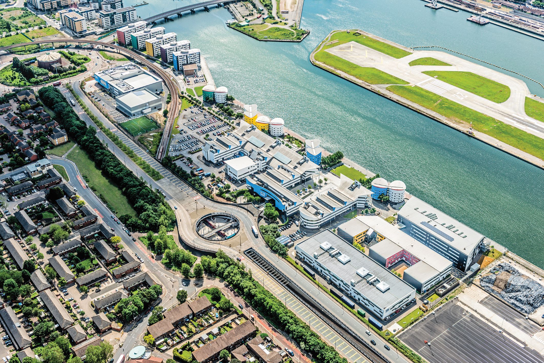 River Thames to help power University of East London net zero campus of the future