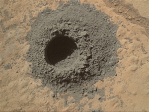 3f12b6f32c4ffa1213dd2e2c12954fe5-huge-mars-lander-drill-image.jpg