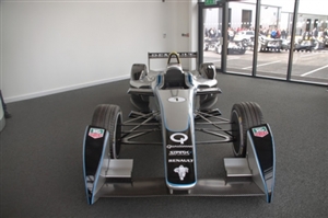 575cc0c31d44ec5e54ffff3423883312-huge-ietphoto2formulaecar.jpg