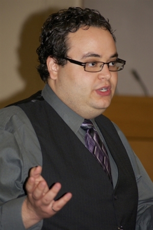 f28d7d6f01e47e416b7647b5af18b8ff-huge-shaw-wasserman.jpg