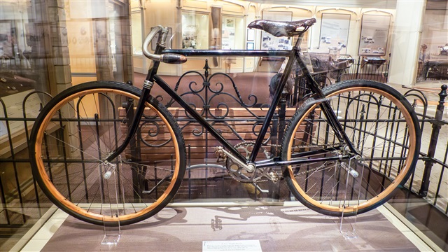 An old bicycle in a museum